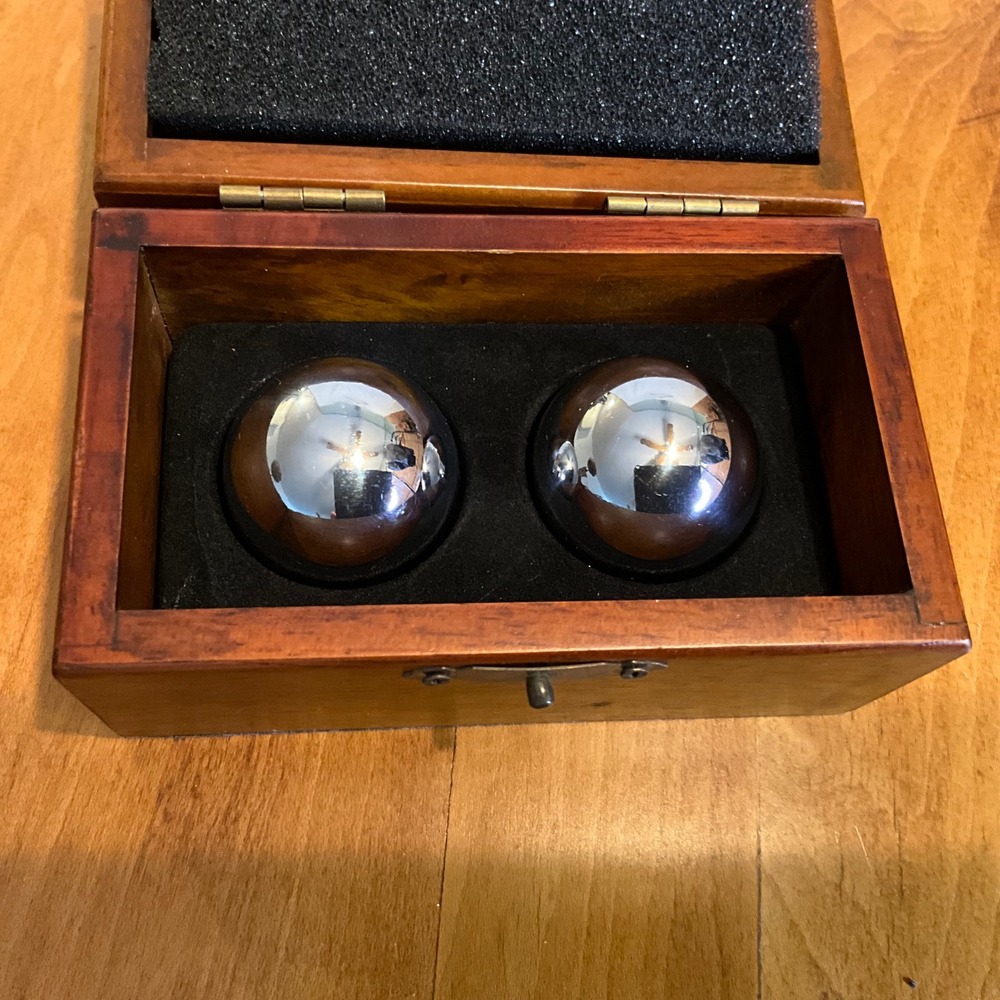 Berkshire Chrome Baoding Balls Chiming Meditation Set in Wooden Box Silver‎